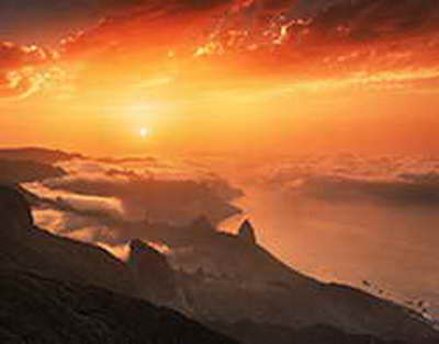 Юра Борисов с семьёй, Андрей Малахов, Елена Яковлева, Юлия Барановская и Леонид Каневский на премьере фильма 'Чебурашка 2'